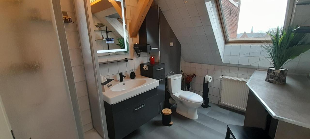 Best-Preis -Vip Lounge- Mit Netflix, Self-Check-In, Ebike Ladestation, Fahrradraum, Wlan Und Netflix - Direkt Am Elberadweg Im Herzen Von 维滕贝尔格 外观 照片