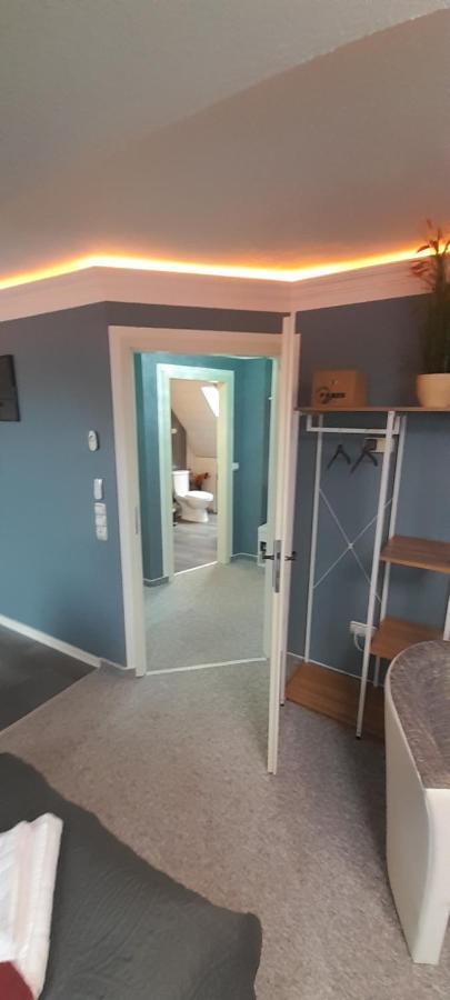 Best-Preis -Vip Lounge- Mit Netflix, Self-Check-In, Ebike Ladestation, Fahrradraum, Wlan Und Netflix - Direkt Am Elberadweg Im Herzen Von 维滕贝尔格 外观 照片