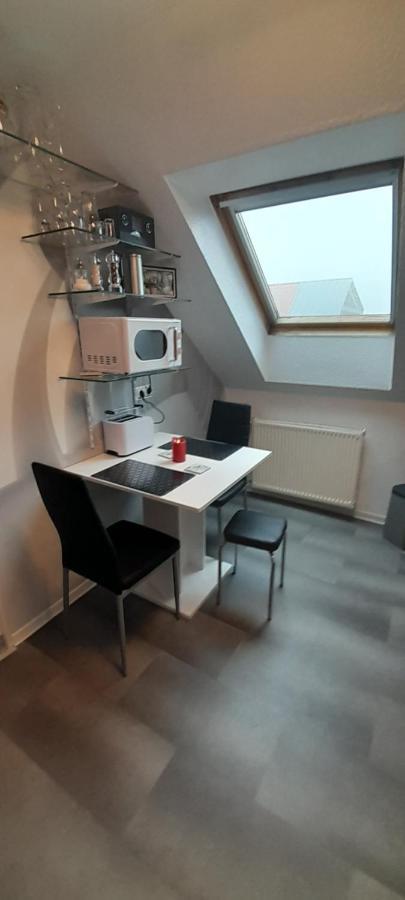 Best-Preis -Vip Lounge- Mit Netflix, Self-Check-In, Ebike Ladestation, Fahrradraum, Wlan Und Netflix - Direkt Am Elberadweg Im Herzen Von 维滕贝尔格 外观 照片