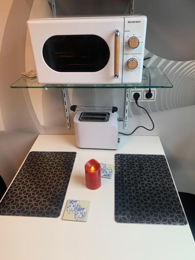 Best-Preis -Vip Lounge- Mit Netflix, Self-Check-In, Ebike Ladestation, Fahrradraum, Wlan Und Netflix - Direkt Am Elberadweg Im Herzen Von 维滕贝尔格 外观 照片