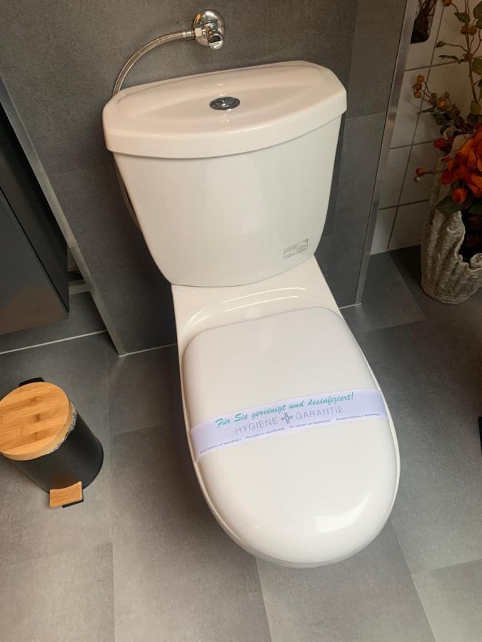 Best-Preis -Vip Lounge- Mit Netflix, Self-Check-In, Ebike Ladestation, Fahrradraum, Wlan Und Netflix - Direkt Am Elberadweg Im Herzen Von 维滕贝尔格 外观 照片