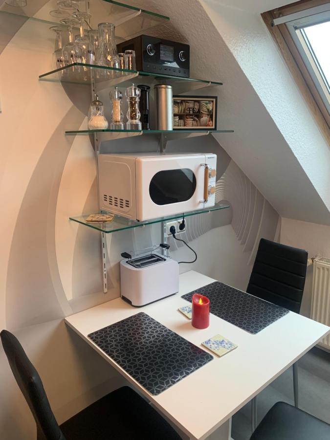 Best-Preis -Vip Lounge- Mit Netflix, Self-Check-In, Ebike Ladestation, Fahrradraum, Wlan Und Netflix - Direkt Am Elberadweg Im Herzen Von 维滕贝尔格 外观 照片